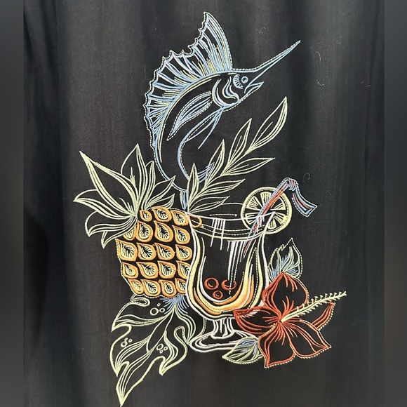 Weekender Shirt Embroidered Swordfish Button Up Black Mens M - Picture 4 of 5